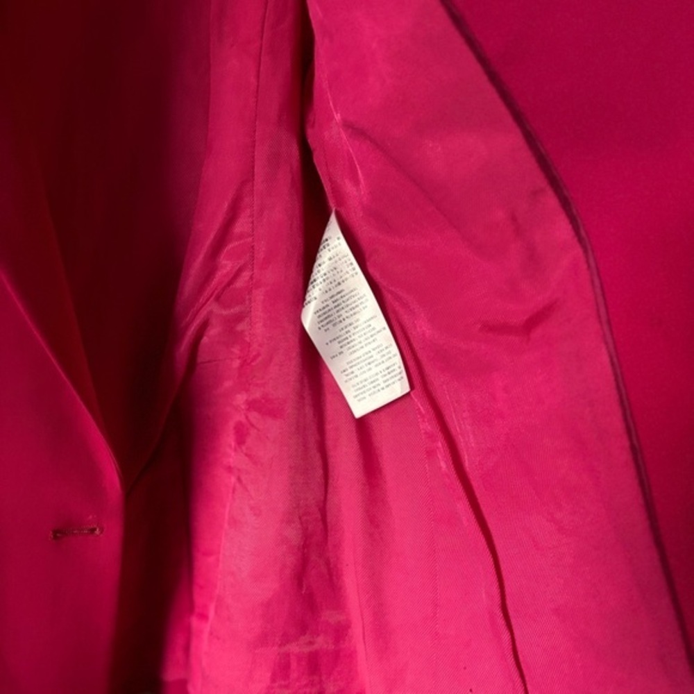 Stella Mccartney's hot dahlia pink blazer is elegant chic - Picture 5 of 7